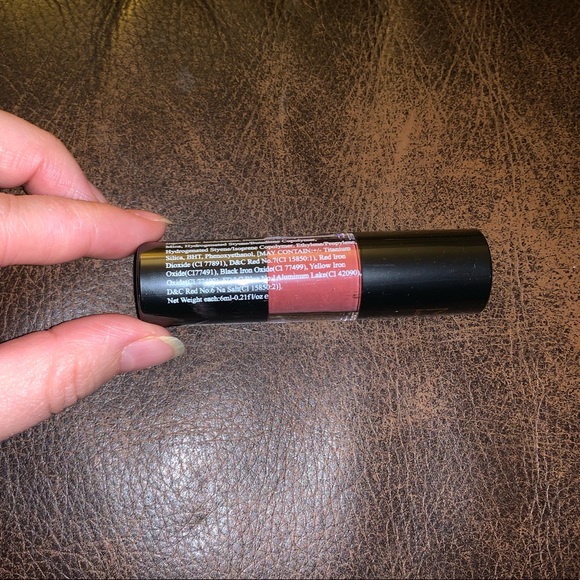 MANNA KADA - Lip Whip in Faith - Picture 4 of 8